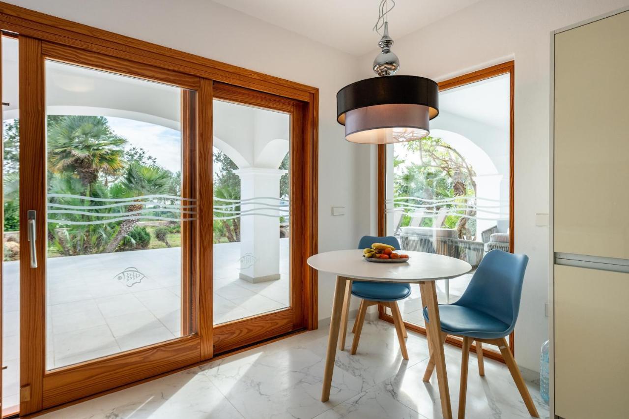 Villa Can Joan I - Fantastic Sunset Views And Family Friendly - Сан-Антонио-Абад Экстерьер фото