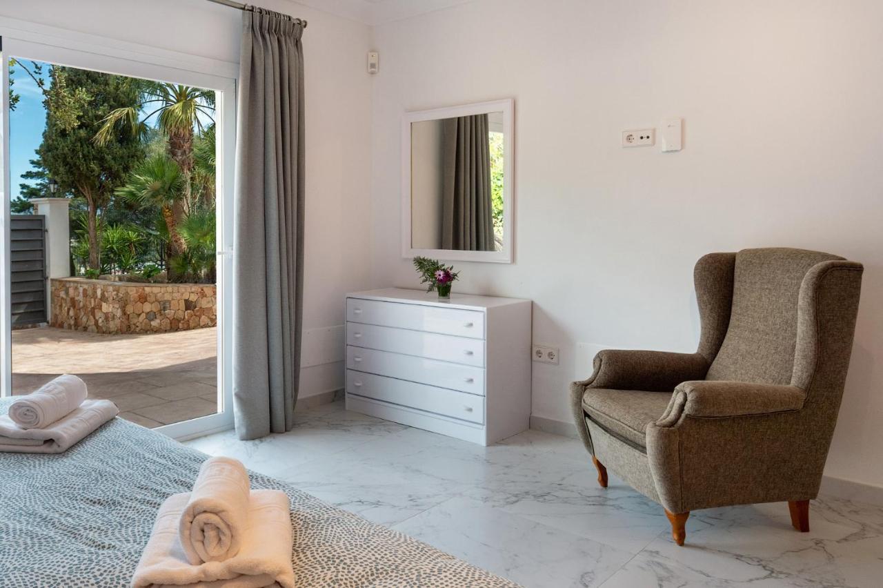 Villa Can Joan I - Fantastic Sunset Views And Family Friendly - Сан-Антонио-Абад Экстерьер фото