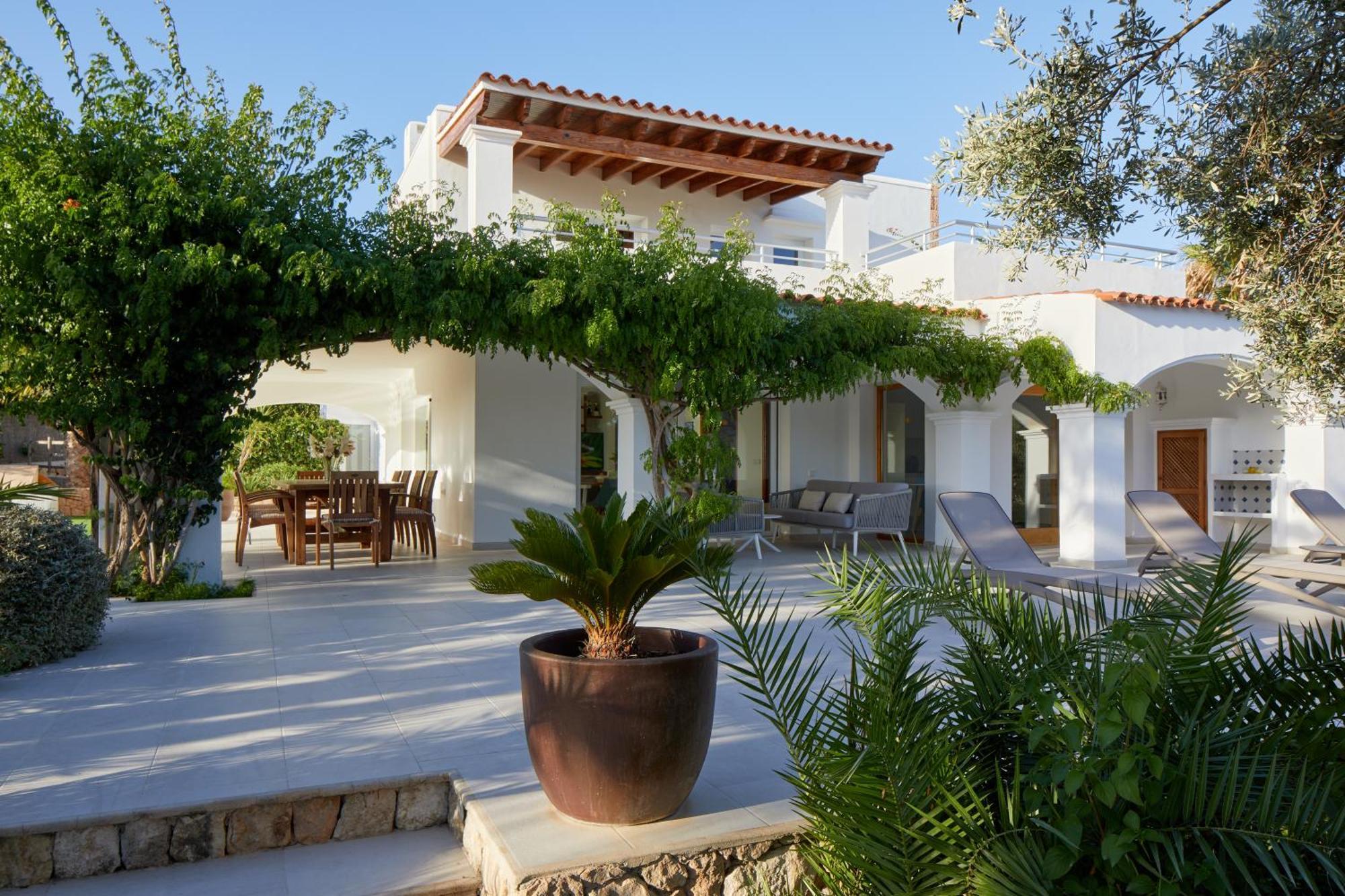 Villa Can Joan I - Fantastic Sunset Views And Family Friendly - Сан-Антонио-Абад Экстерьер фото